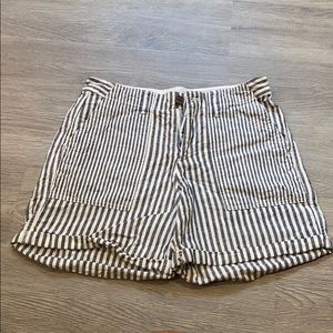 Women’s GAP White and Black striped Chino Shorts